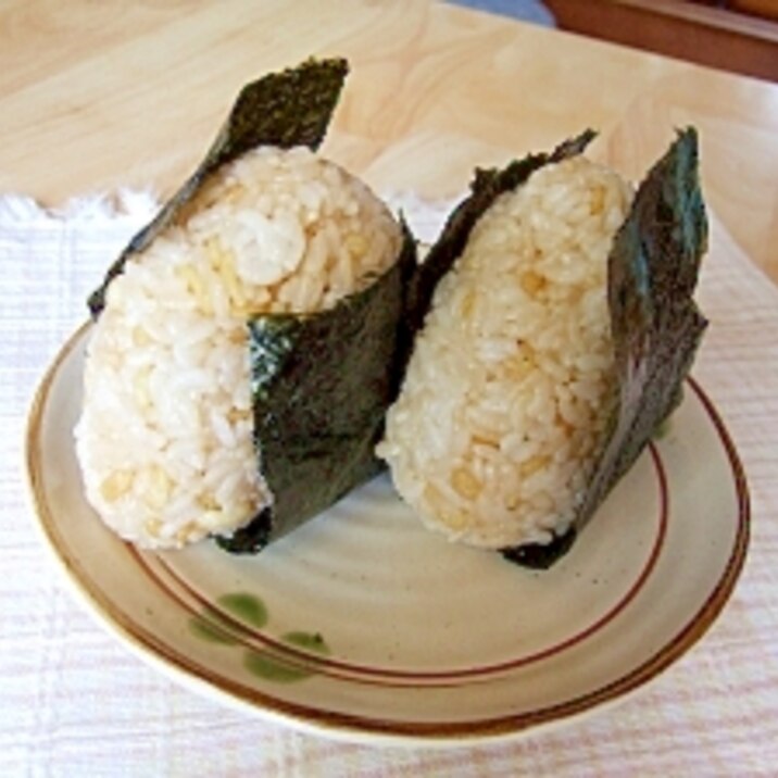簡単 びっくり美味しい 天かすおむすび レシピ 作り方 By もっちっち 楽天レシピ 簡単 びっくり美味しい 天かすおむすび レシピ 作り方 By もっちっち 楽天レシピ